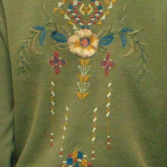 177. NWT WOMENS KYLA SEO S (FIT XL) DETAIL TOP - Picture 5 of 5